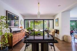 6-beds villa, with lush garden and heated pool, in Birre, Cascais