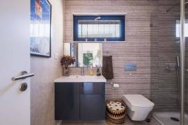 6-beds villa, with lush garden and heated pool, in Birre, Cascais