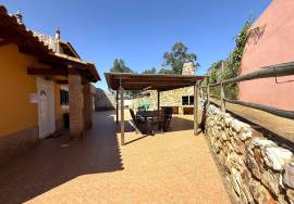 Farmhouse in Odiaxere