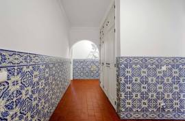 2 Bedroom Apartment with Generous Areas for sale in Quinta da Malata in Portimão