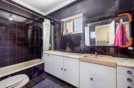 2 Bedroom Apartment with Generous Areas for sale in Quinta da Malata in Portimão