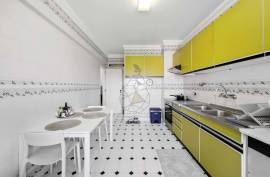 2 Bedroom Apartment with Generous Areas for sale in Quinta da Malata in Portimão