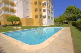 3 Bedroom Apartment for Annual Rental with Pool and Garage in Três Castelos - Portimão