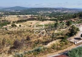 Land with a unique investment opportunity for a project of public interest near Pedras Salgadas!