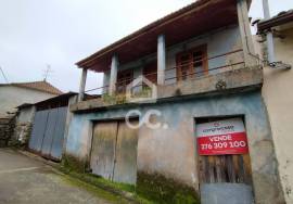 House to rebuild on the outskirts of the city of Chaves
