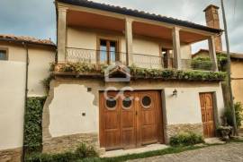 House to rebuild on the outskirts of the city of Chaves