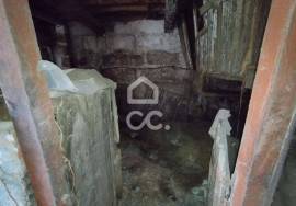 House to rebuild on the outskirts of the city of Chaves