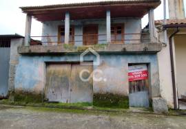 House to rebuild on the outskirts of the city of Chaves