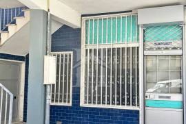 Loja com Localização Central em Loures
