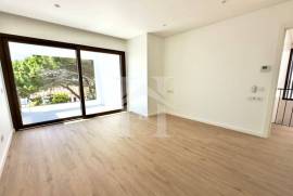 Moradia T3 de Luxo com Jardim e Piscina em Murches