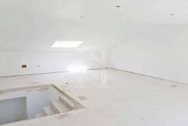 Moradias T4 de Nova Construção em Casal dos Matos, Leiria