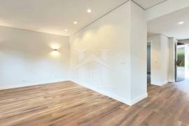 Apartamento T1 no Condomínio Estoril Garden com Garagem e Arrecadação
