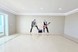 Apartamento T3 em Cascais com Vista Mar e Garagem Box