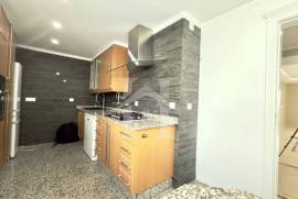 Apartamento T3 em Cascais com Vista Mar e Garagem Box