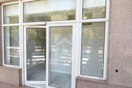 Loja Transformada em Apartamento T1 em Belas