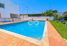 1 Bedroom apartment by the beach