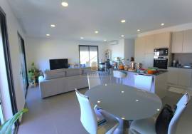 1 bedroom apartment with garage 5 min from the beaches