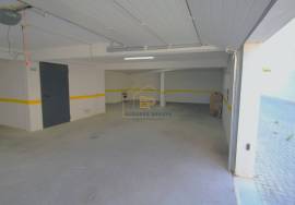 1 bedroom apartment with garage 5 min from the beaches