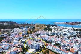 1 bedroom apartment with garage 5 min from the beaches