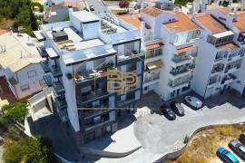 1 bedroom apartment with garage 5 min from the beaches
