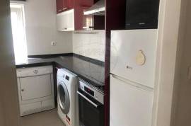 1-Bedroom Apartment – Bairro do Rosário, Cascais
Charming 1-bedroom apartment for sale in a prime location in Bairro do Rosário, Cascais