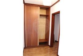 3-Room Apartment in a Very Central Location Comprising a fully equipped kitchen with laundry area, a living room with a balcony, 2 bedrooms, and a full bathroom