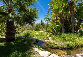 Algarve - Santa Bárbara de Nexe - Villa with ocean views, terraces and gardens