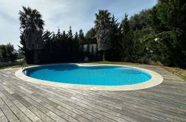 Elegant Sea View Villa with Pool in a Gated Community – Parede
