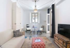 Exclusive Building in the Historic Center of Évora - 5 Apartments with Potential for Profitability and Quality of Life