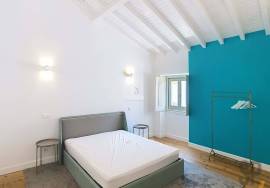Exclusive Building in the Historic Center of Évora - 5 Apartments with Potential for Profitability and Quality of Life