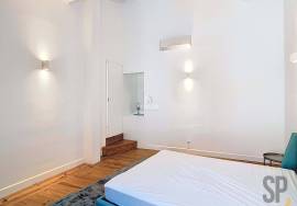 Exclusive Building in the Historic Center of Évora - 5 Apartments with Potential for Profitability and Quality of Life
