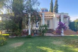 Exclusive villa in Simón Verde – Space, privacy and privileged natural environment