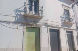 Commercial bank store with 420 m², located in a central and consolidated area of the village of Portel, Évora- Alentejo