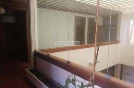 Commercial bank store with 420 m², located in a central and consolidated area of the village of Portel, Évora- Alentejo