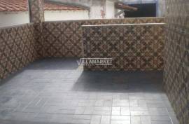 Farm T6 of the bank consisting of two floors on land with 9080 m2 located in Sabugo (Sintra)