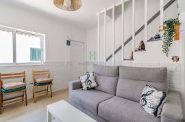 Renovated 2 bedroom Townhouse in the village of Barão de São João - Lagos