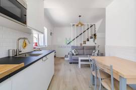 Renovated 2 bedroom Townhouse in the village of Barão de São João - Lagos