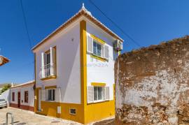 Renovated 2 bedroom Townhouse in the village of Barão de São João - Lagos