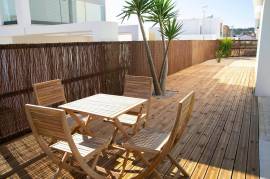 3-Bed Villa for sale in central Foz do Arelho | Silver Coast Portugal