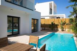 3-Bed Villa for sale in central Foz do Arelho | Silver Coast Portugal