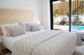 3-Bed Villa for sale in central Foz do Arelho | Silver Coast Portugal