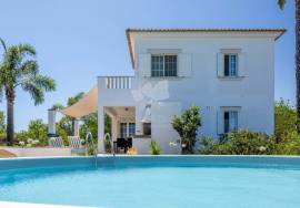 Charming Coastal Estate: Two Independent Villas in Tavira’s Countryside Charming Coastal Estate: Two Independent Villas in Tavira’s Countryside