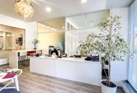 Shop for Sale near Vilamoura Marina