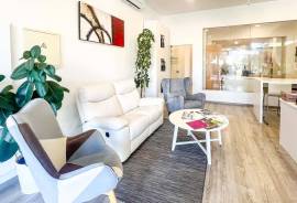 Shop for Sale near Vilamoura Marina