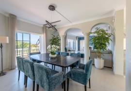 Stunning 5 bed Golf villa with amazing views