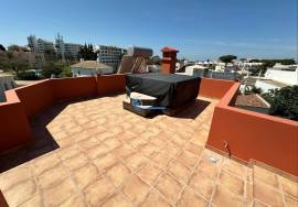 Detached 3+2 Bedroom Villa in Vilamoura – Comfort, Elegance and Excellent Location