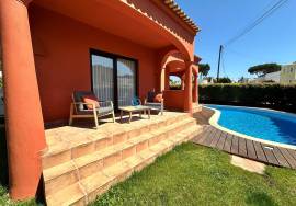 Detached 3+2 Bedroom Villa in Vilamoura – Comfort, Elegance and Excellent Location
