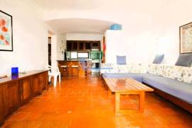 1 bedroom apartment located in Albufeira Jardim 400m from the center of Albufeira