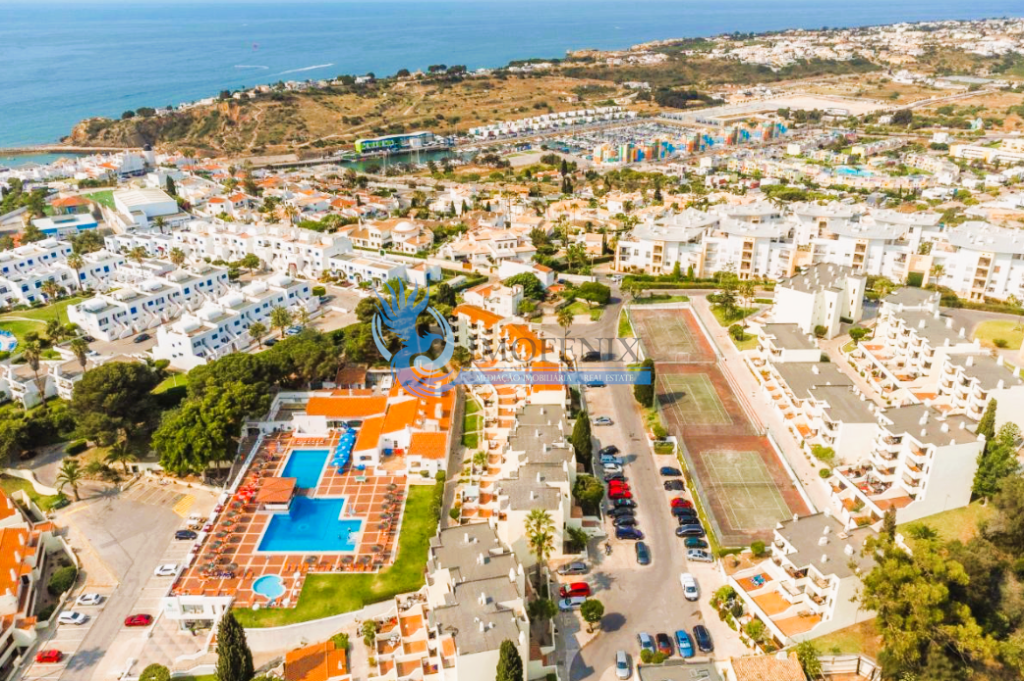 1 bedroom apartment located in Albufeira Jardim 400m from the center of Albufeira