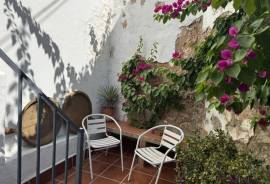Short Term Rental Lemon Tree Patio Townhouse